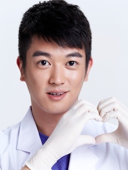 青年医生剧情介绍_宅剧情