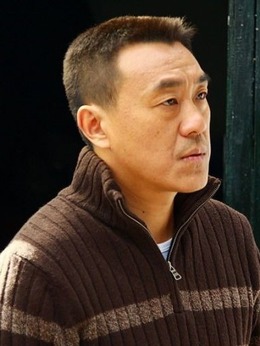 青春四十剧情介绍_宅剧情