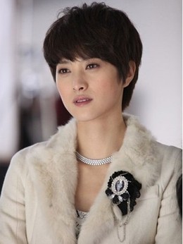 老严有女不愁嫁剧情介绍_宅剧情