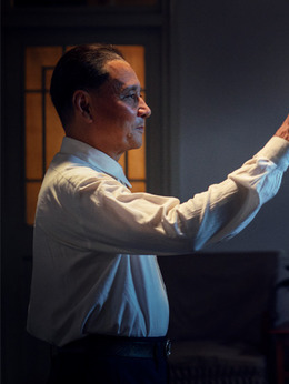 周恩来回延安剧情介绍_宅剧情