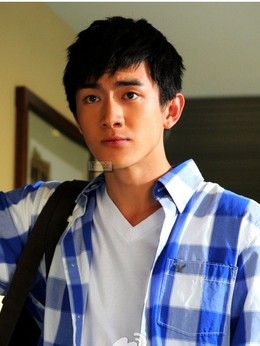 姐姐立正向前走剧情介绍_宅剧情