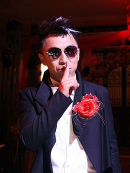 饭局也疯狂剧情介绍_宅剧情