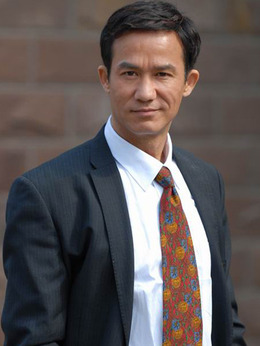 父子神探之千年咒剧情介绍_宅剧情