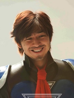 变身超人剧情介绍_宅剧情