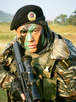 狙击生死线剧情介绍_宅剧情