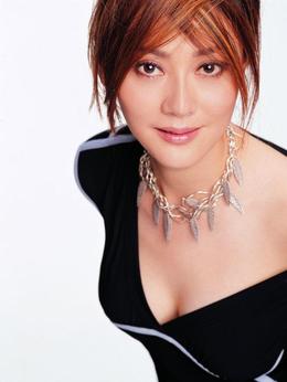 蓝色妖姬剧情介绍_宅剧情