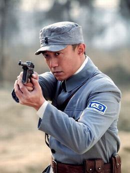 向着炮火前进剧情介绍_宅剧情