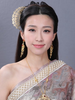 铁拳英雄剧情介绍_宅剧情