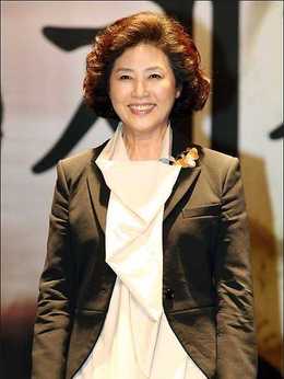 澡堂老板家的男人们剧情介绍_宅剧情