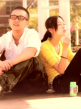 我的泡沫之夏剧情介绍_宅剧情